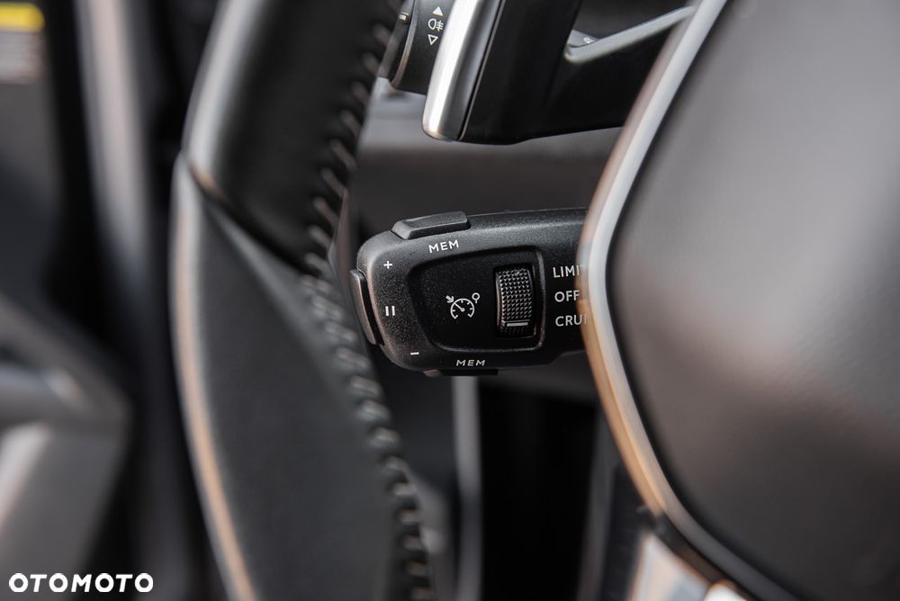 Peugeot 3008 BlueHDi 130 Stop & Start EAT8 Allure Business-Paket - 21