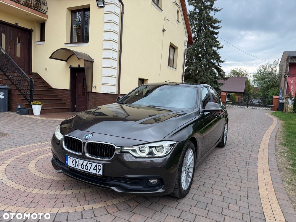 BMW Seria 3 320d Efficient Dynamic Edition Blue Performan Luxury Line - 9