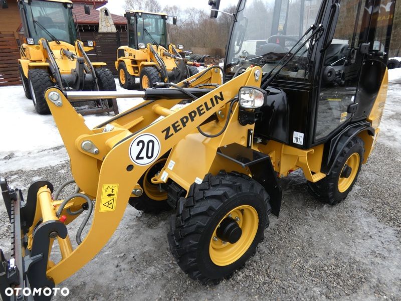 Zeppelin ZL25 ( Atlas AR320 ) 2024r / Powystawowa z Niemiec / Miniładowarka / - 24