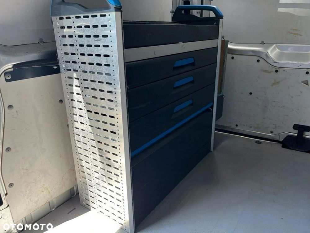 Ford Transit Custom - 11