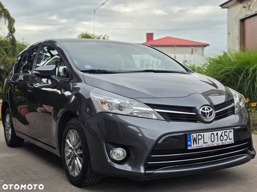 Toyota Verso - 4