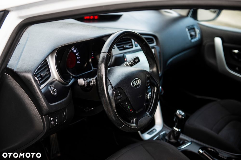 Kia Ceed 1.4 CVVT Vision - 20