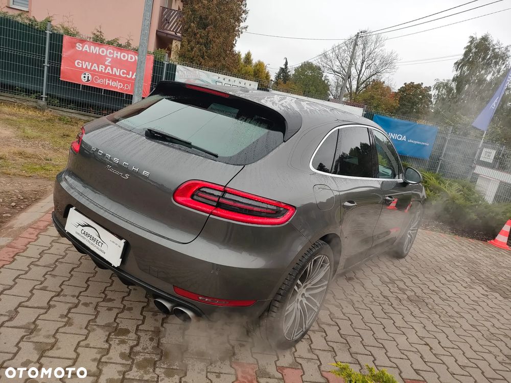 Porsche Macan - 2