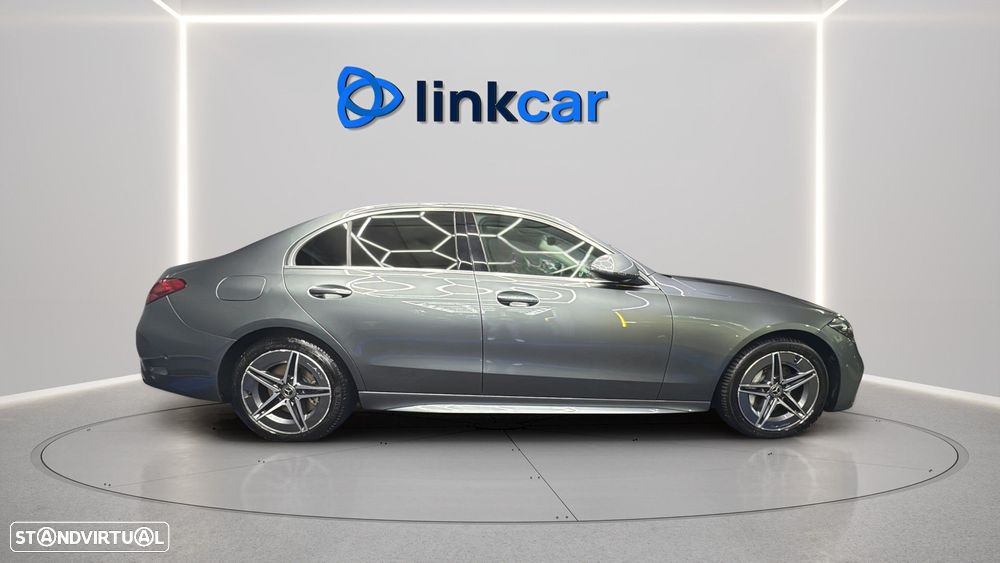 Mercedes-Benz C 300 de AMG Line - 3
