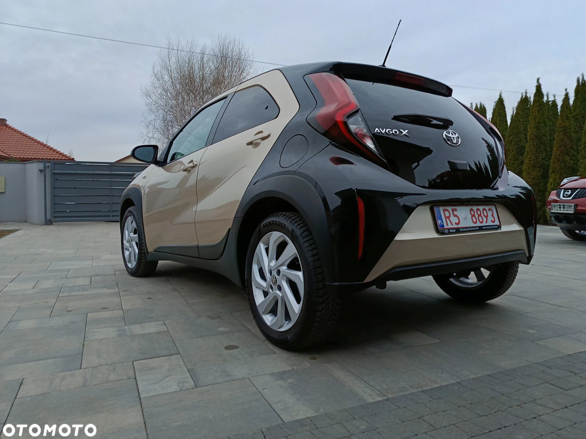 Toyota Aygo X 1.0 VVT-i Color Edition X-shift - 9