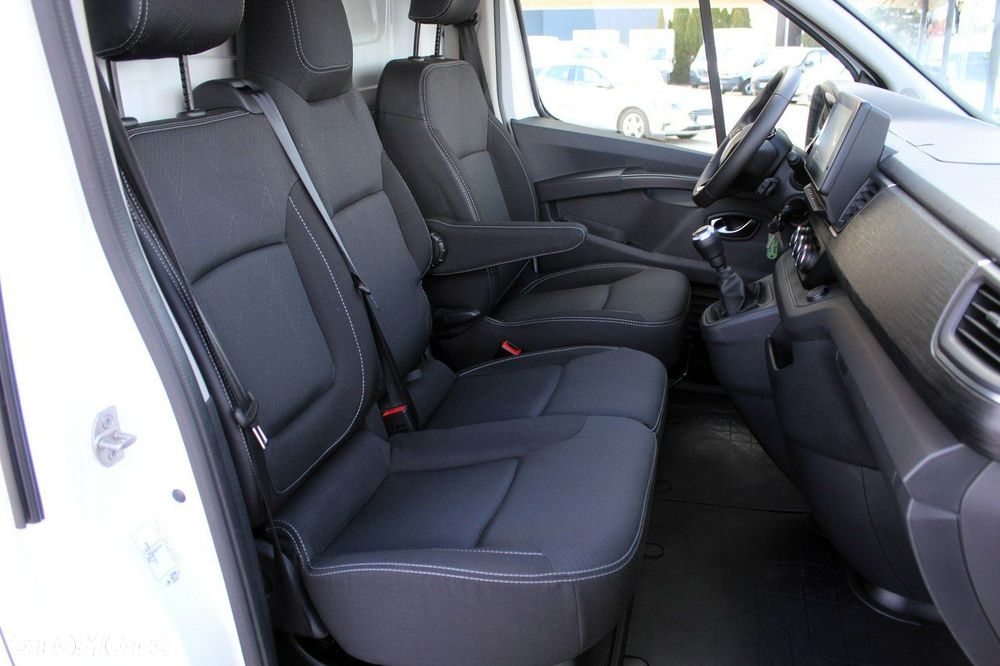 Renault Trafic - 10