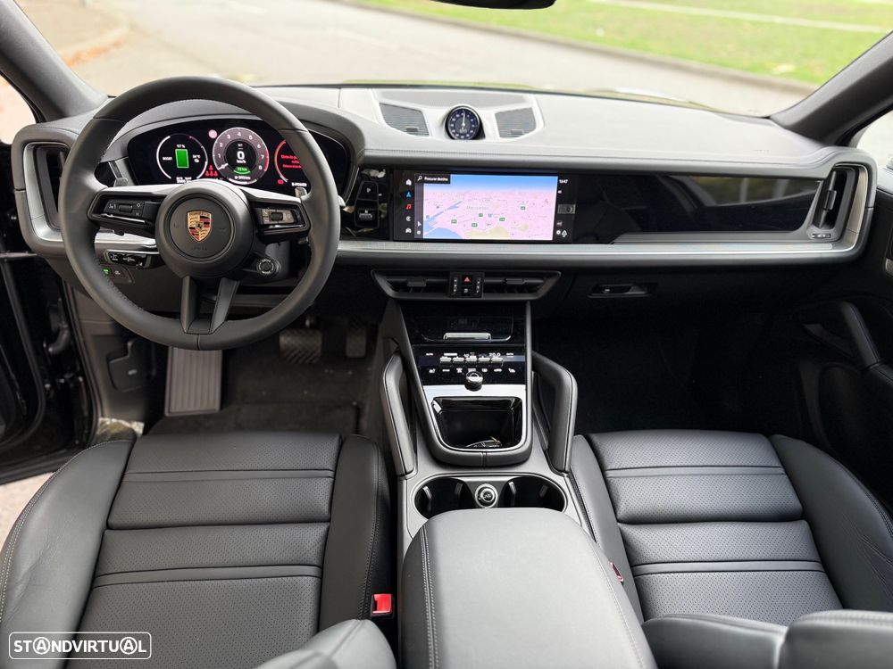Porsche Cayenne Coupé E-Hybrid - 11