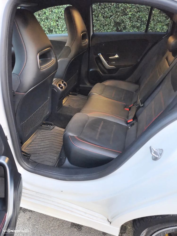 Mercedes-Benz A 200 AMG Line - 8