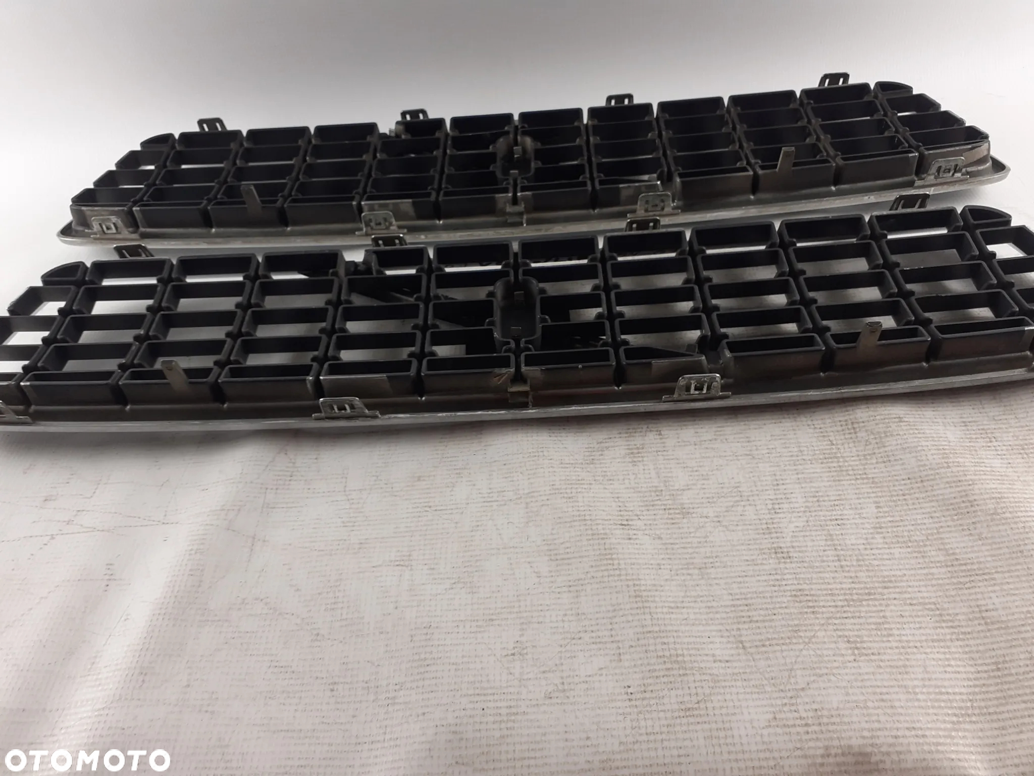 Volvo S40 II V50 Grill Atrapa 04-07r - 11
