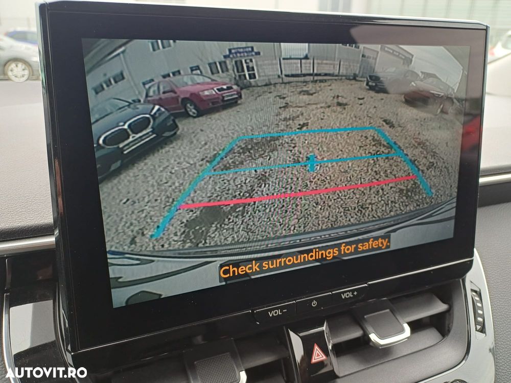 Toyota Corolla 1.8 HSD Dynamic - 17