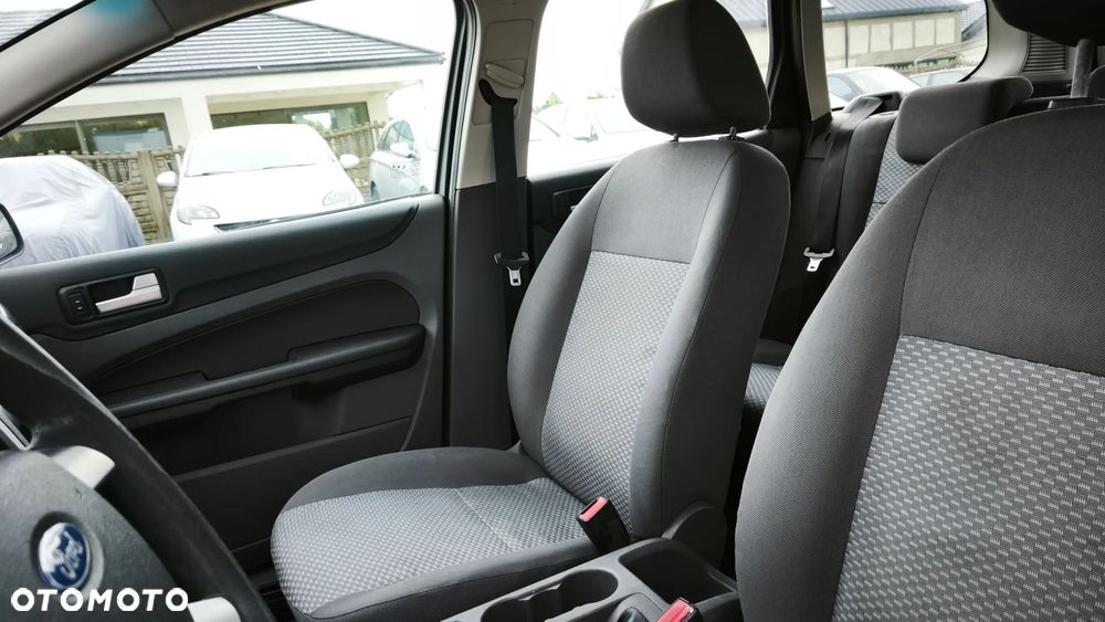 Ford Focus - 17