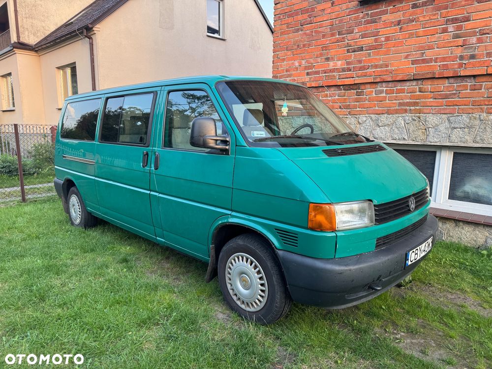 Volkswagen Transporter - 1