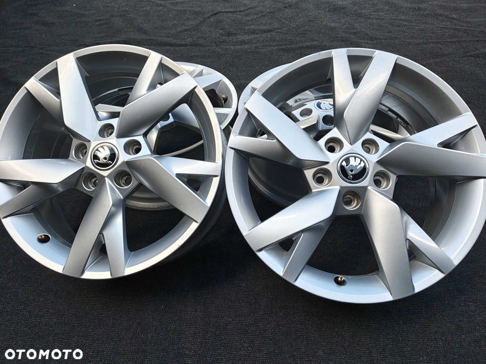 Felgi Aluminiowe 17 5x112 Skoda Octavia Karoq Yeti - 4