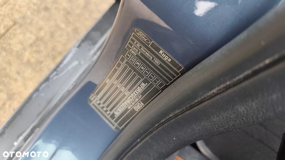 Ford Kuga 2.0 TDCi Titanium FWD - 40