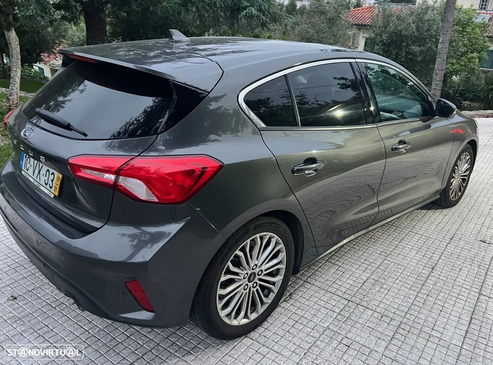 Ford Focus 1.5 TDCi ECOBlue Titanium - 1