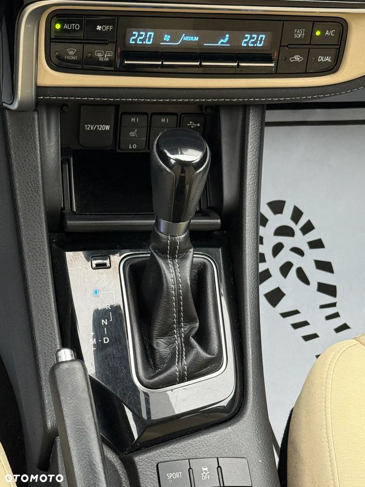 Toyota Corolla 1.6 Premium MS EU6 - 12