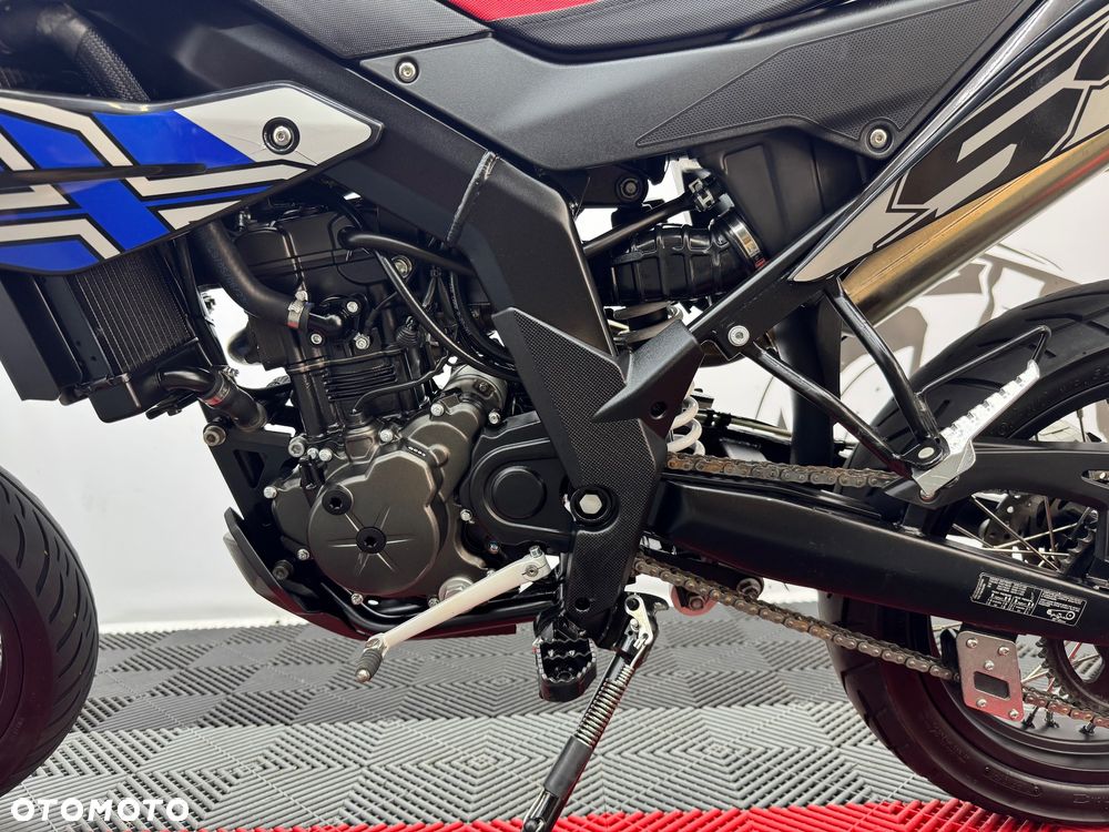 Aprilia SX - 16