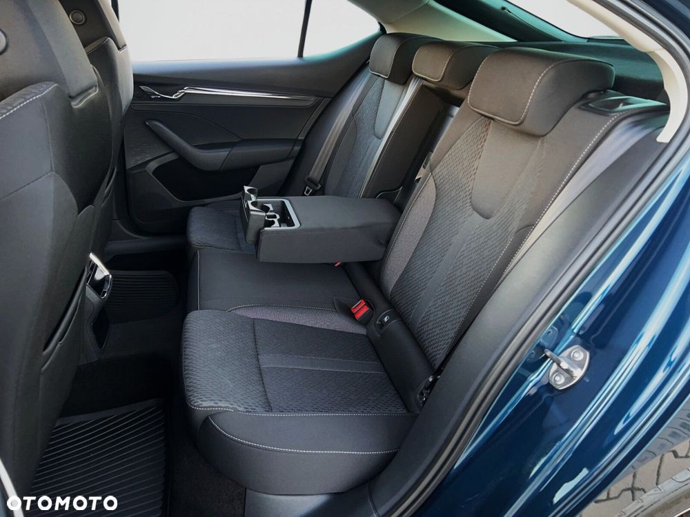 Skoda Octavia 1.5 TSI ACT Style - 10