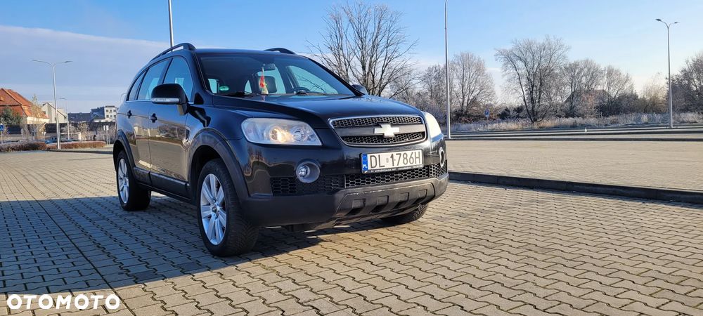 Chevrolet Captiva 2.0 4WD 7 Sitzer Automatik LT Exclusive - 4