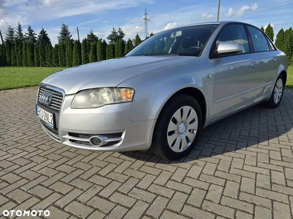 Audi A4 Limousine - 5