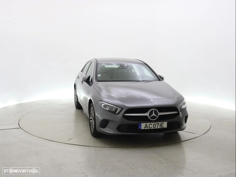 Mercedes-Benz A 250 e Progressive - 11