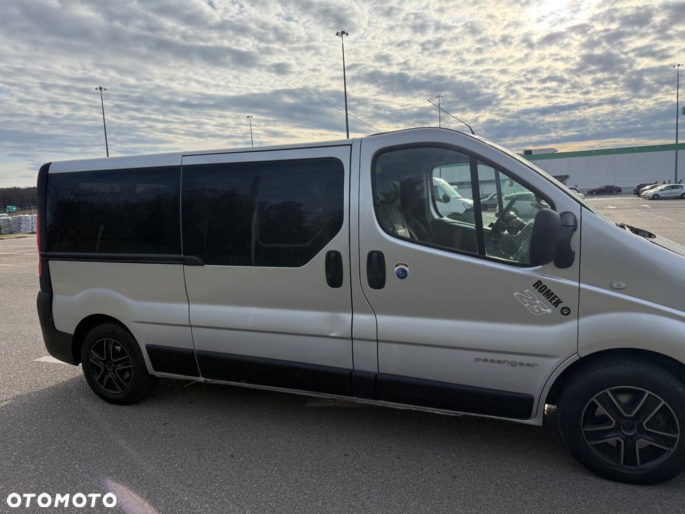 Renault Trafic L1H1 Passenger Lux - 3
