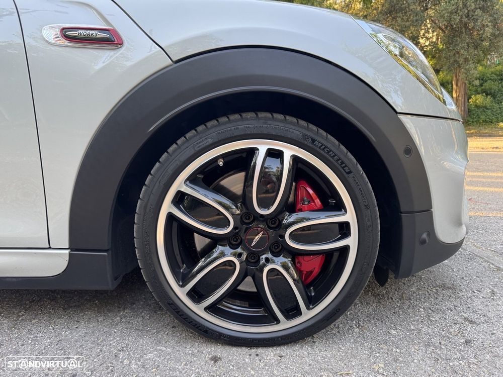 MINI 3 Portas John Cooper Works Aut. - 21