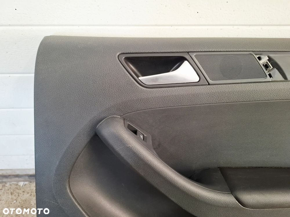 Boczek Tapicerka Drzwi Prawy Przód Lewy/Prawy Tył VW Jetta 2015r 5C - 14