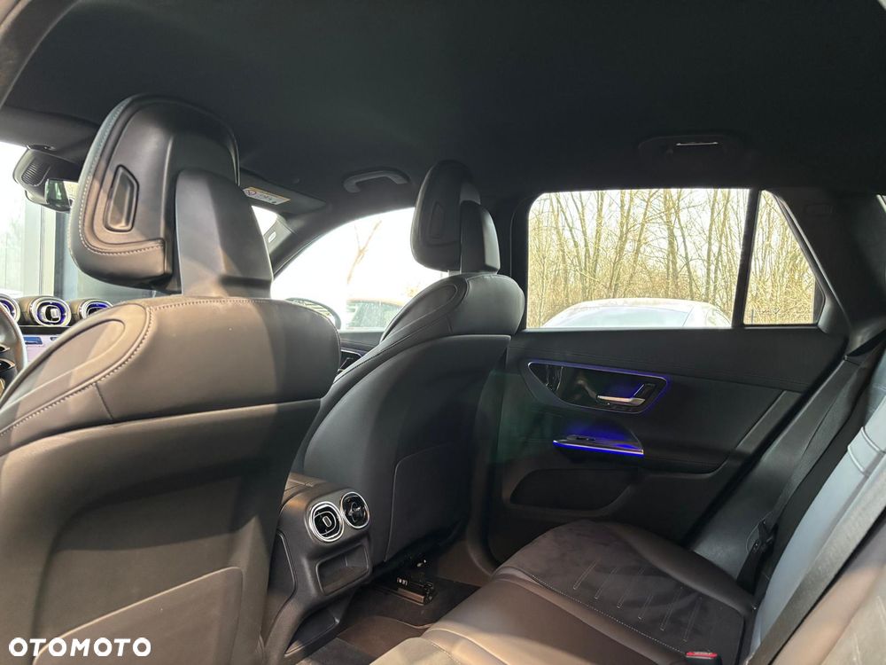 Mercedes-Benz GLC - 9