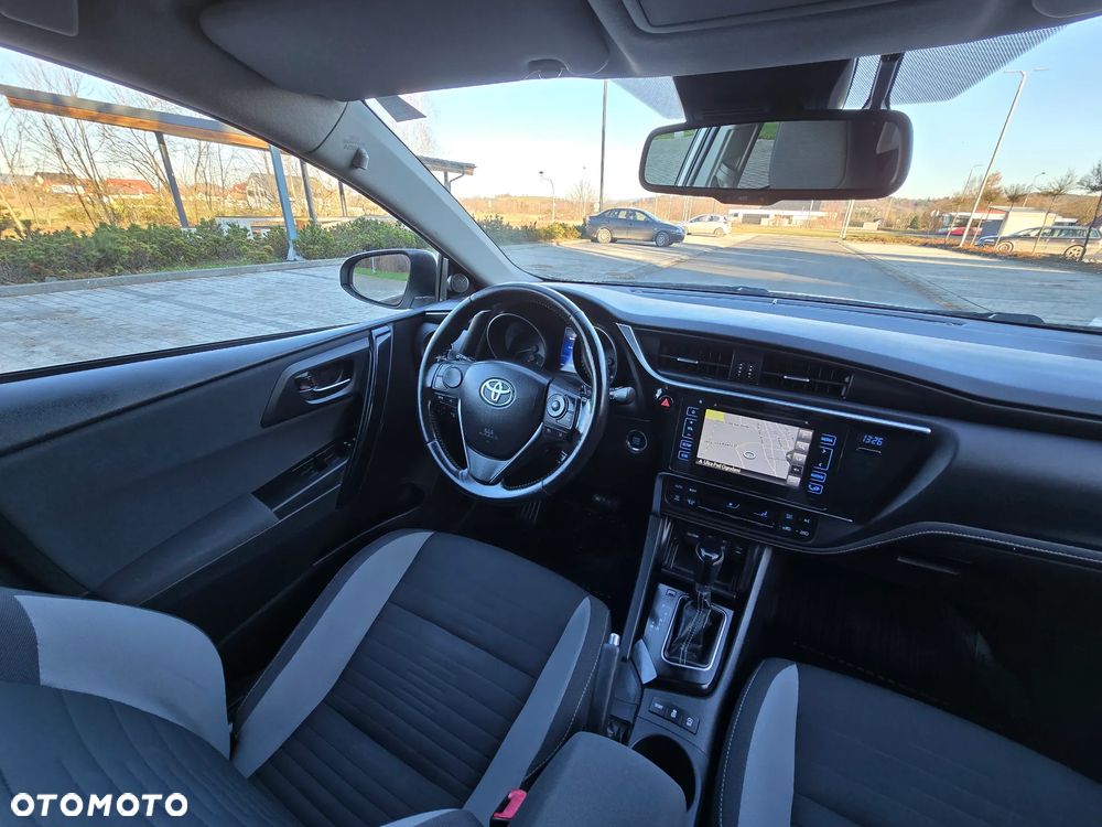 Toyota Auris 1.2 Turbo Multidrive S Executive - 13