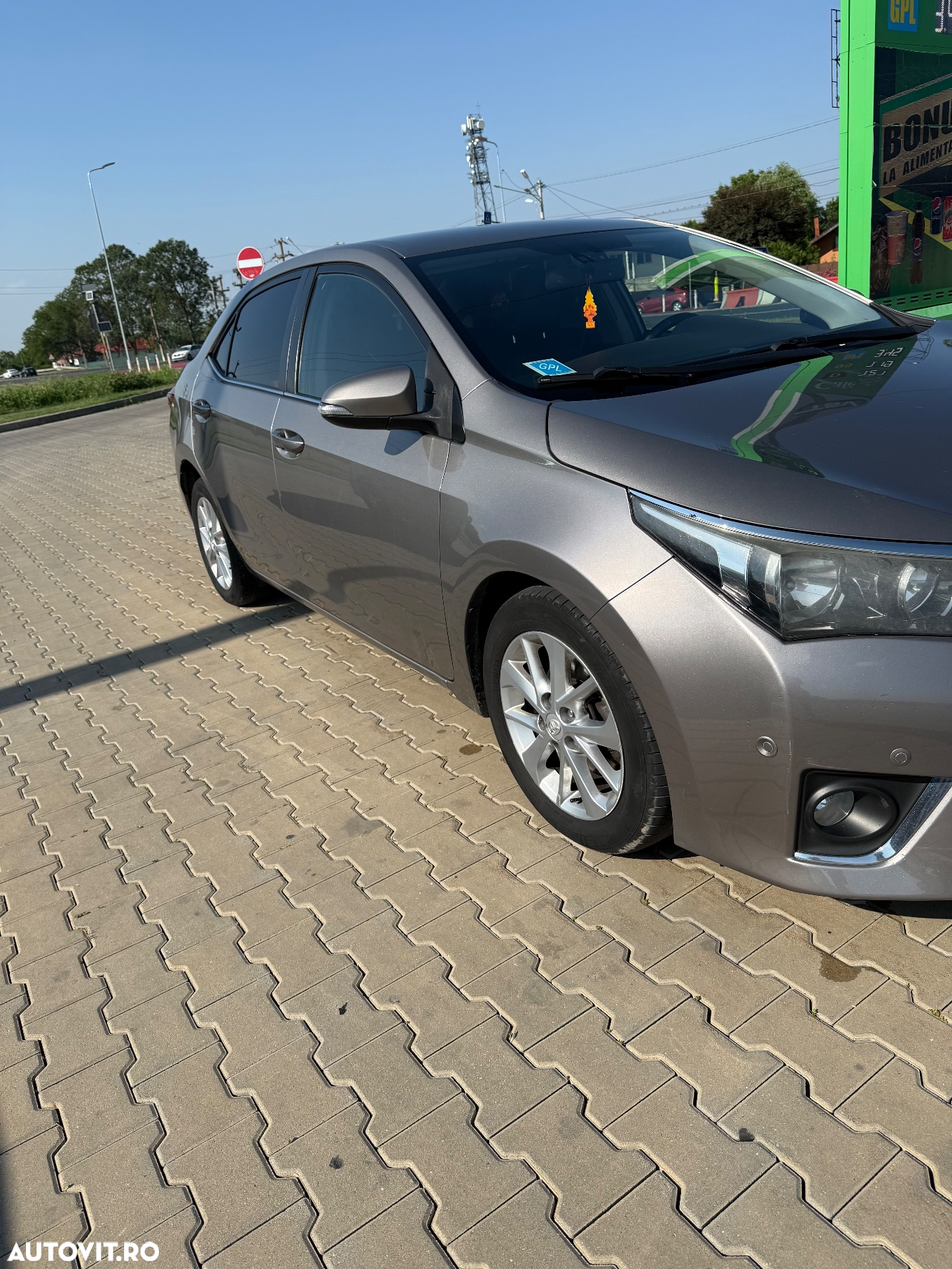 Toyota Corolla 1.6 Valvematic Sol - 3