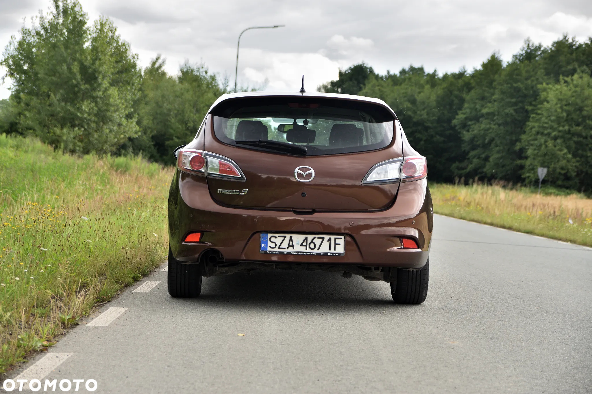 Mazda 3 1.6 Exclusive + - 13