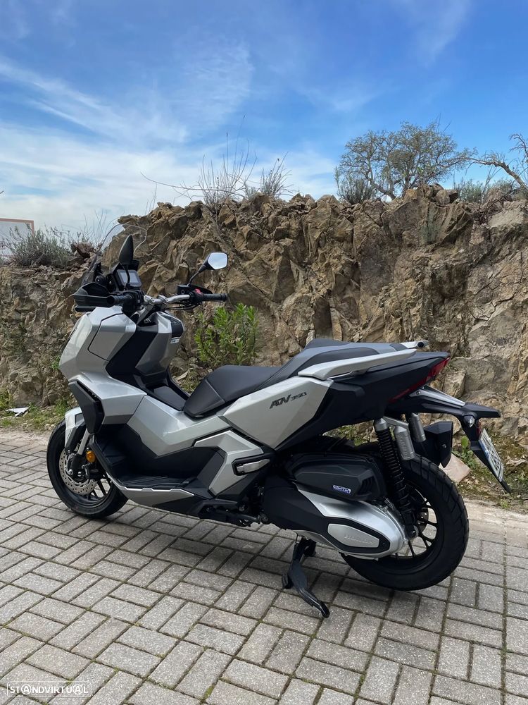 Honda ADV 350 - 2