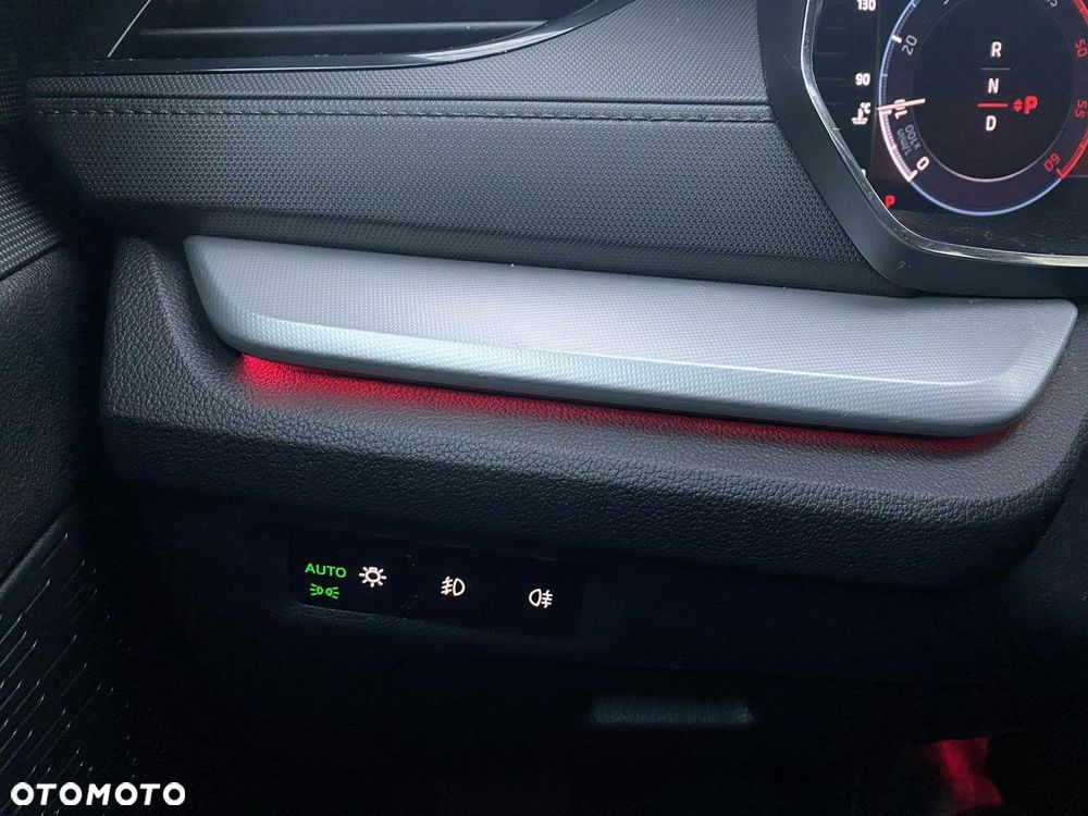 Skoda Octavia 2.0 TDI Ambition DSG - 20