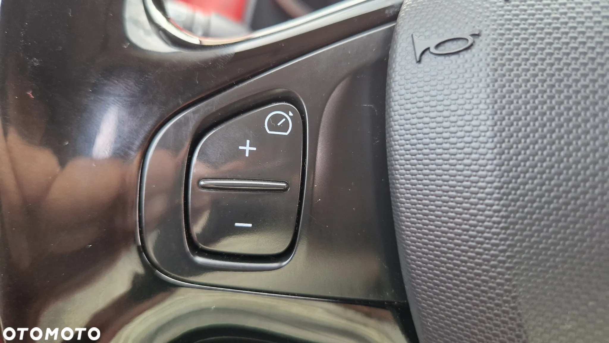 Renault Clio (Energy) TCe 90 Start & Stop INTENS - 24