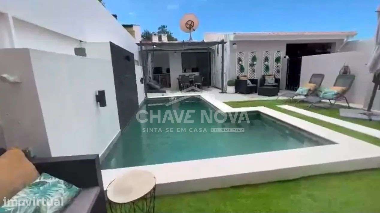 Moradia T3 c/Piscina em Grijó Vila Nova de Gaia - Grande imagem: 2/36