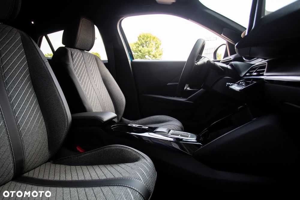 Peugeot 2008 Hybrid 110 e-DSC Allure - 23