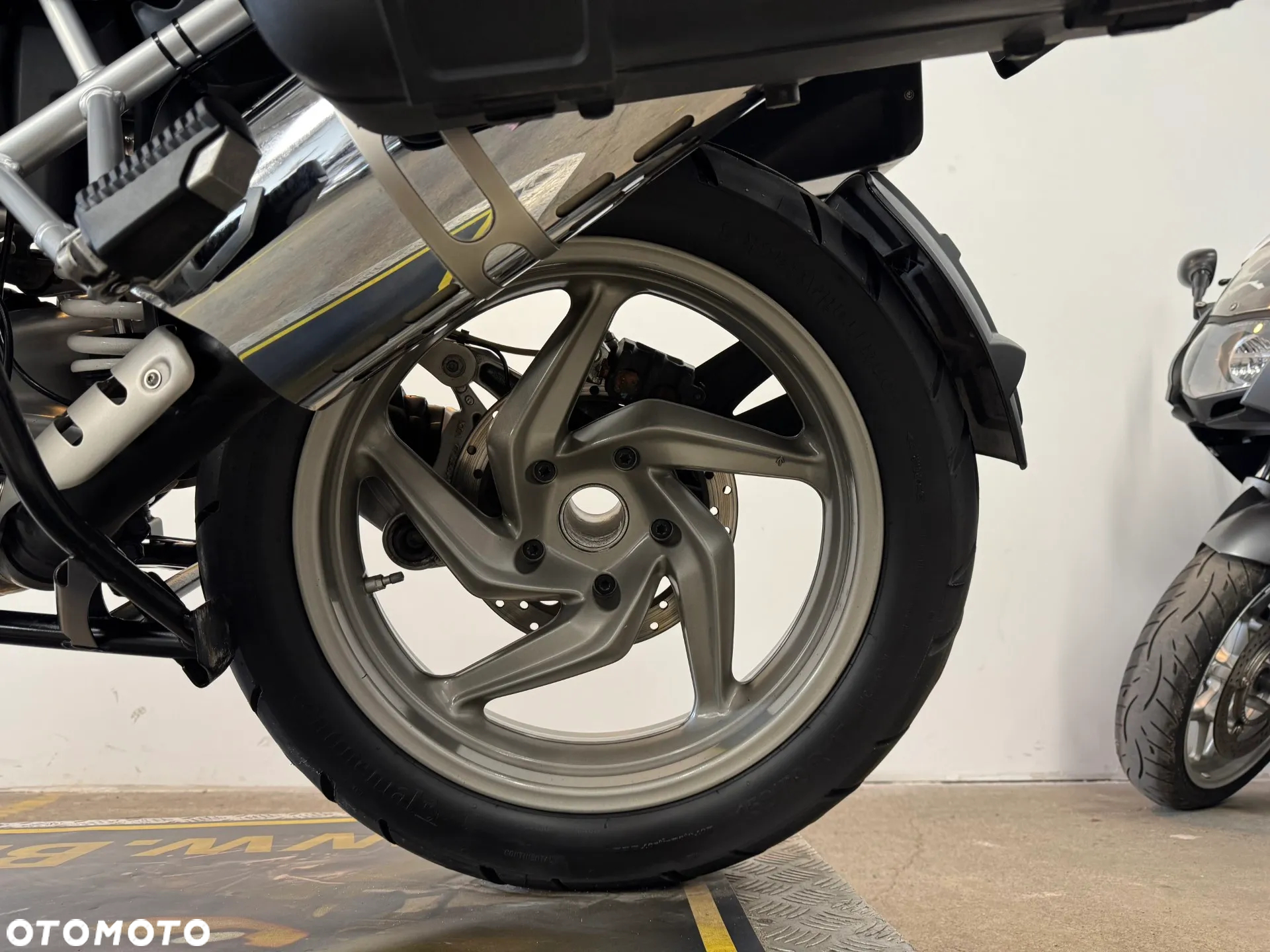 BMW R - 25