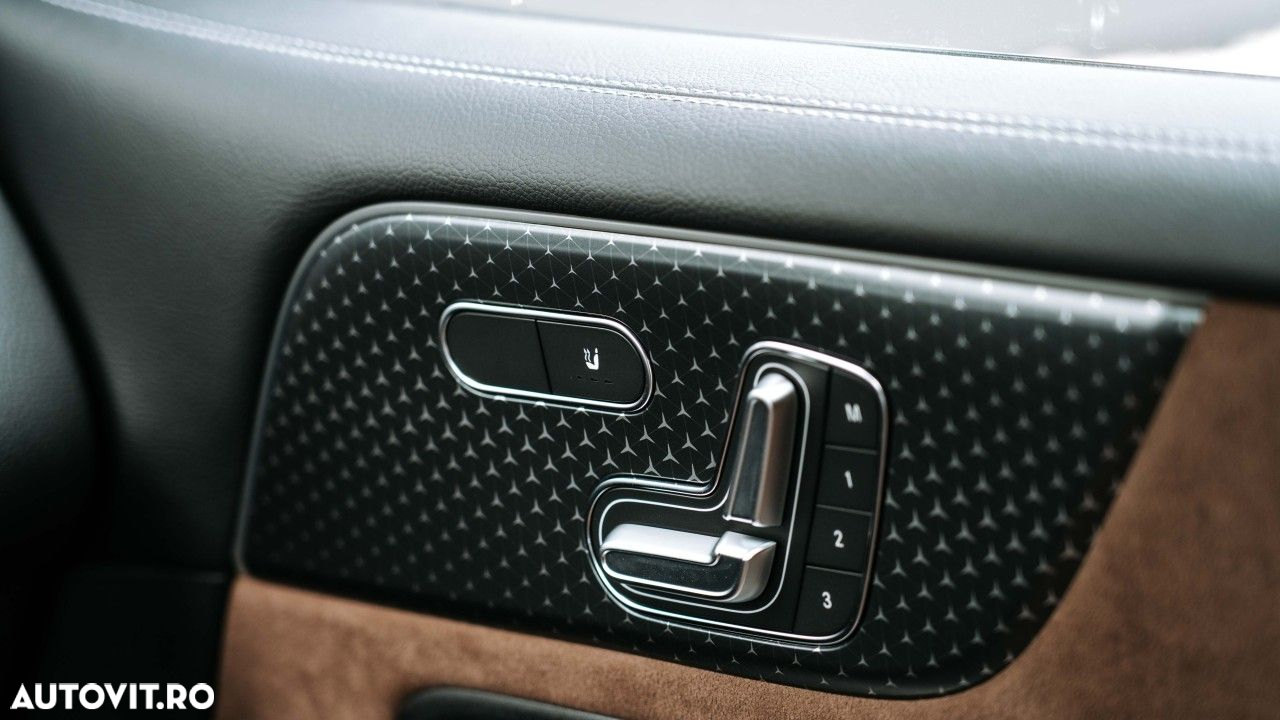 Mercedes-Benz GLB - 16