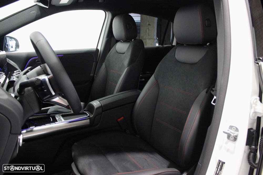 Mercedes-Benz GLA 180 d AMG Line - 40