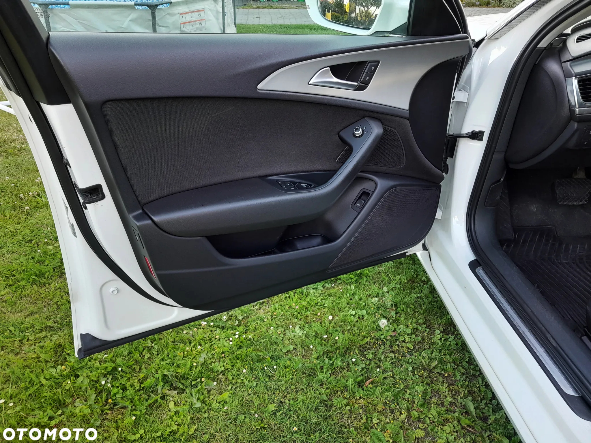Audi A6 Avant 2.0 TDI Ultra DPF S tronic - 27