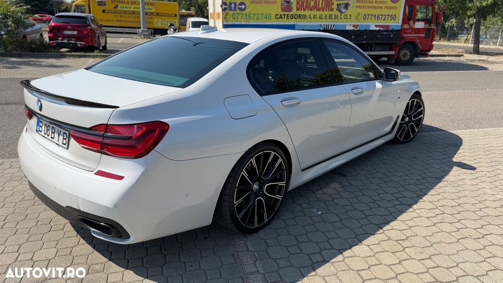 BMW Seria 7 740d xDrive - 15