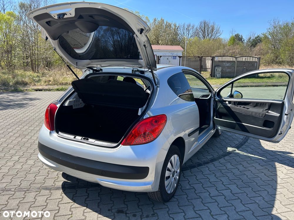 Peugeot 207 75 Filou - 21