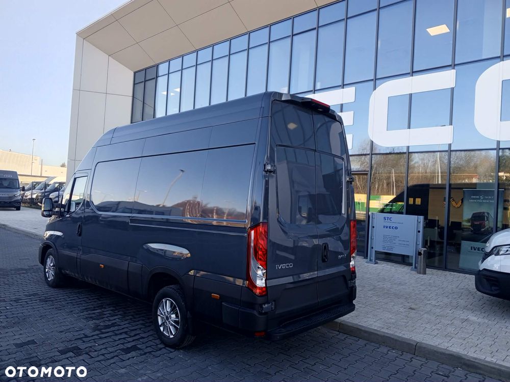 Iveco 35S18HA8V - 2