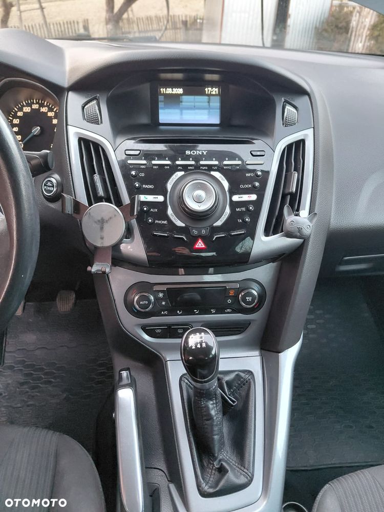 Ford Focus 1.6 Titanium - 16