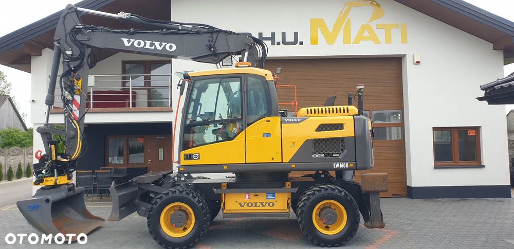 Volvo EW160D niwelacja Leica 3D ROTOTILT sprowadzona 2012rok
