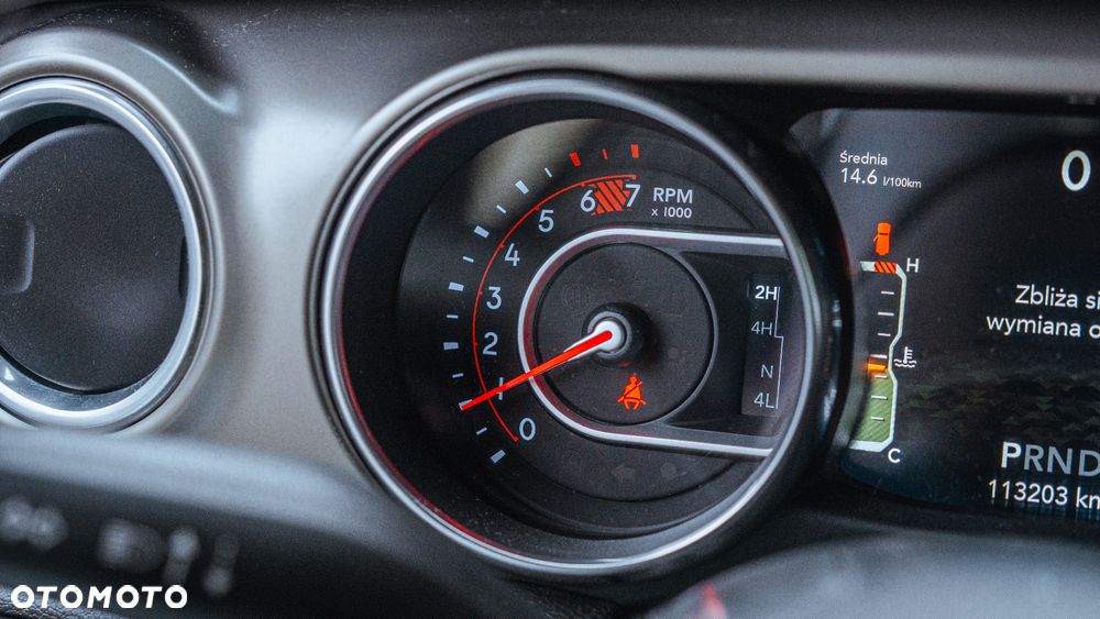 Jeep Wrangler - 16