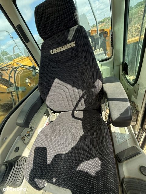 Liebherr R944C LC - 17