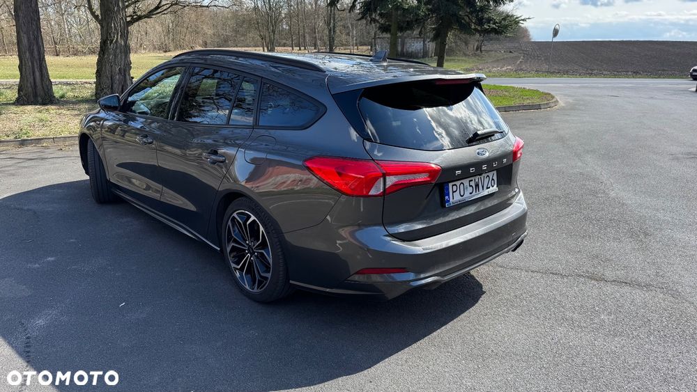 Ford Focus 1.5 EcoBoost ST-Line X - 15