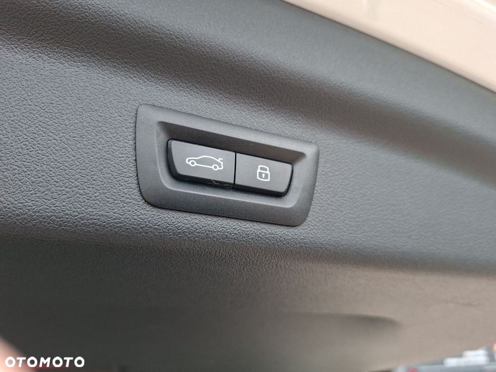 BMW X1 sDrive18i xLine sport - 20